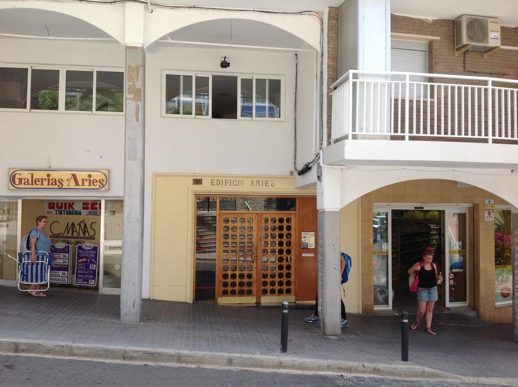 Edificio Aries Benidorm Exterior foto