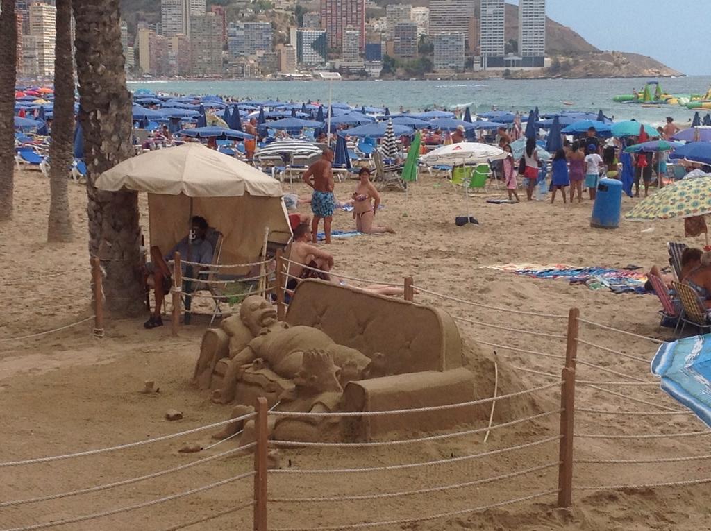 Edificio Aries Benidorm Exterior foto