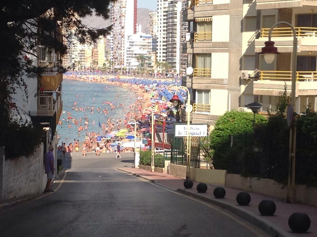 Edificio Aries Benidorm Exterior foto